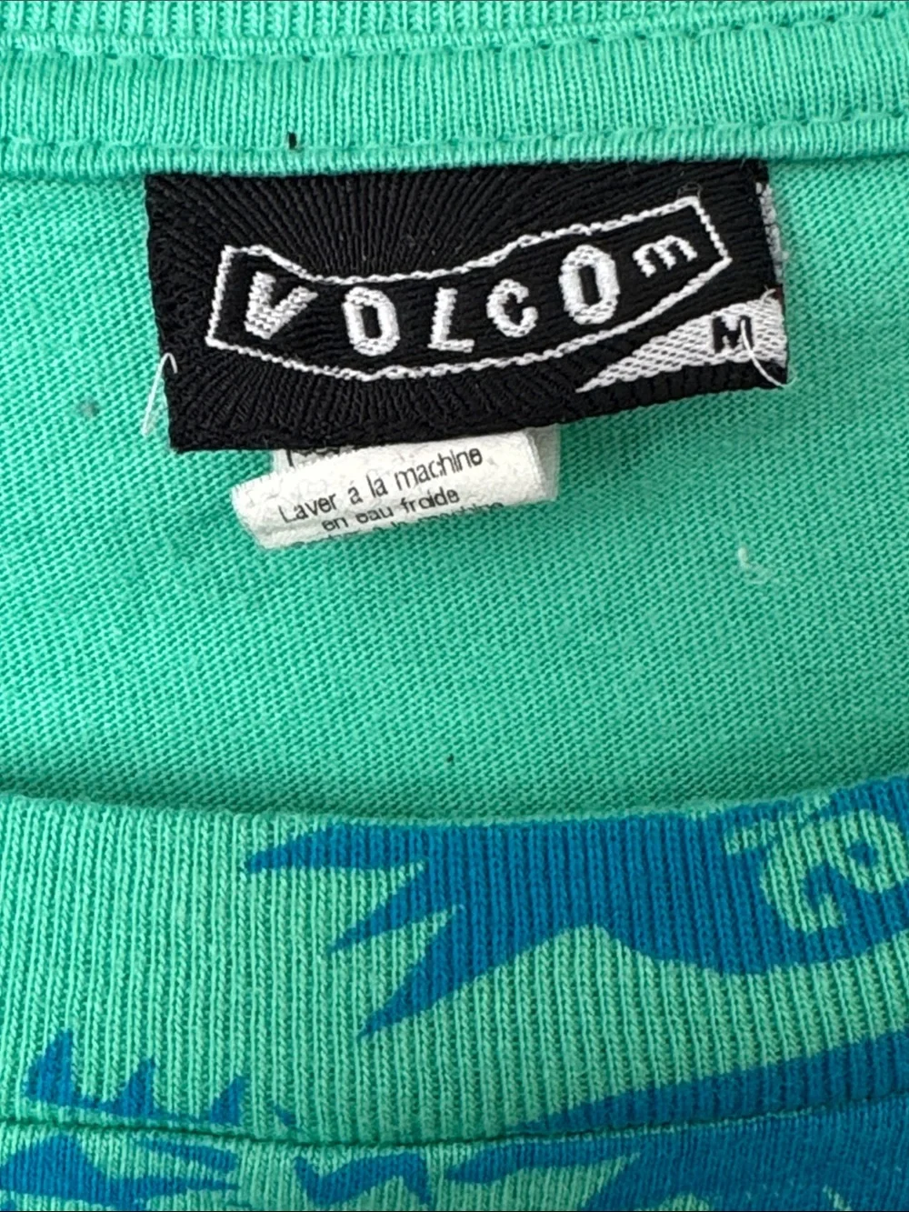 2000s Volcom Graphic Tee - Picture 2 of 9